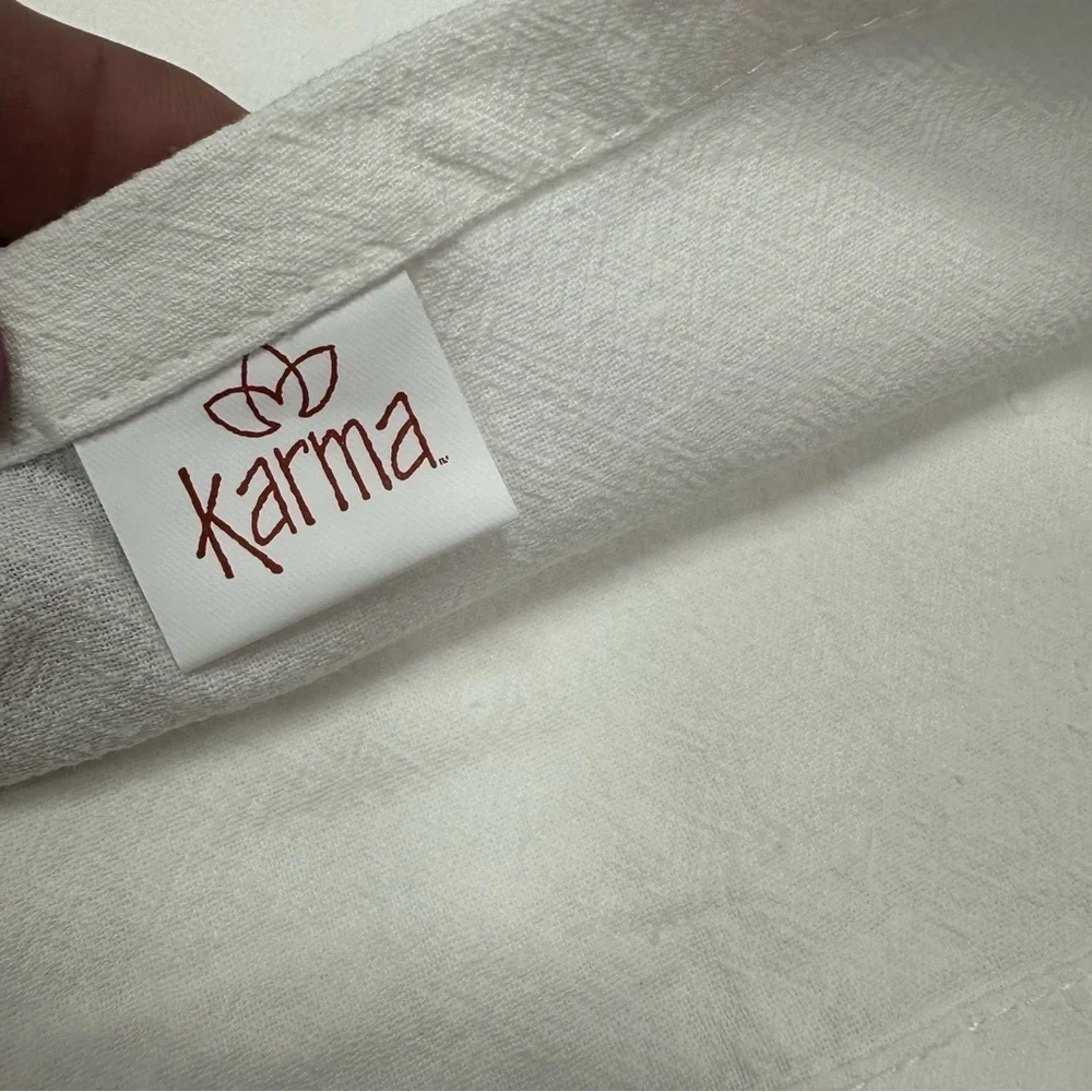 NWT karma boutique White Kitchen tea Towel 100% cotton I love my dog